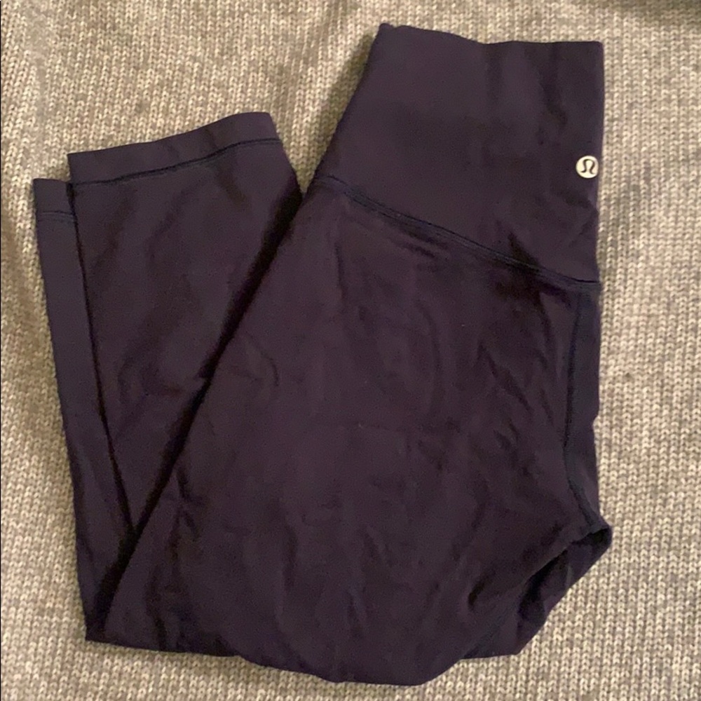 Lululemon Wunder Under cropped leggings